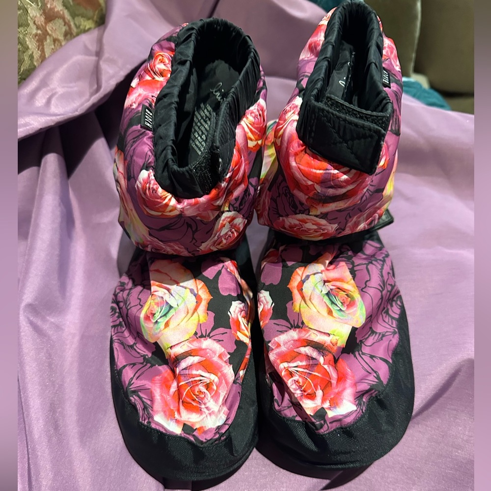 Bloch Warm Up Boots Size S